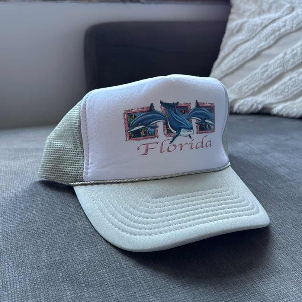 Vintage Florida Sunshine State Snapback / 90s / Trucker Style Mesh / Dolphins